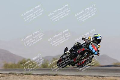 media/Dec-01-2025-Moto Forza (Mon) [[2daa91e15f]]/2-Intermediate Group/Session 2 Turn 9 Entry/